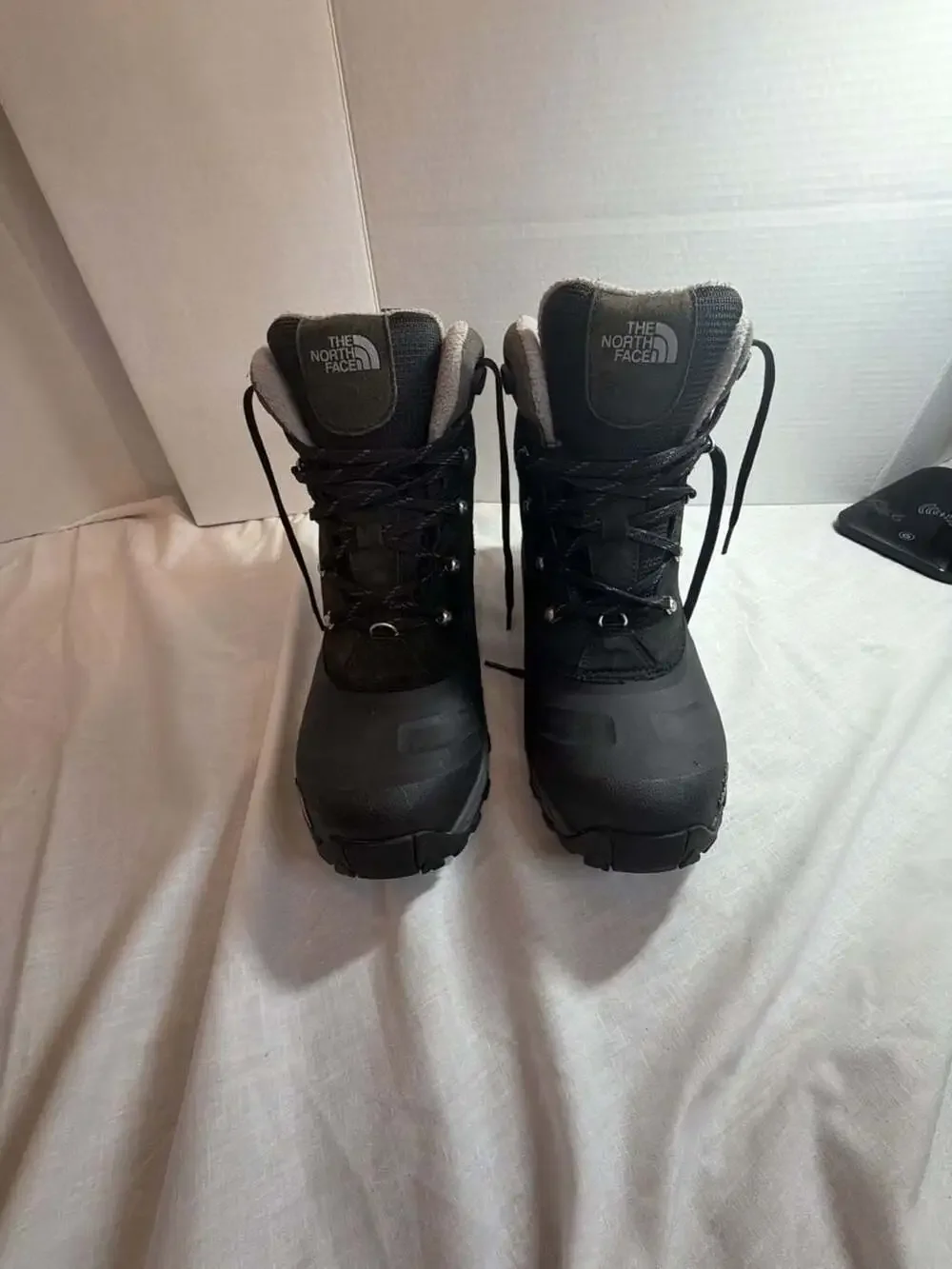 The North Face Heatseeker Waterproof Winter Boots Men's Size 11